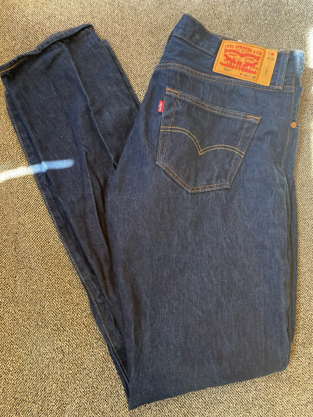 Men’s Levi jeans